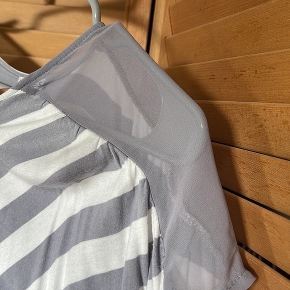 Express stripped tunic size Small - Picture 2 of 4